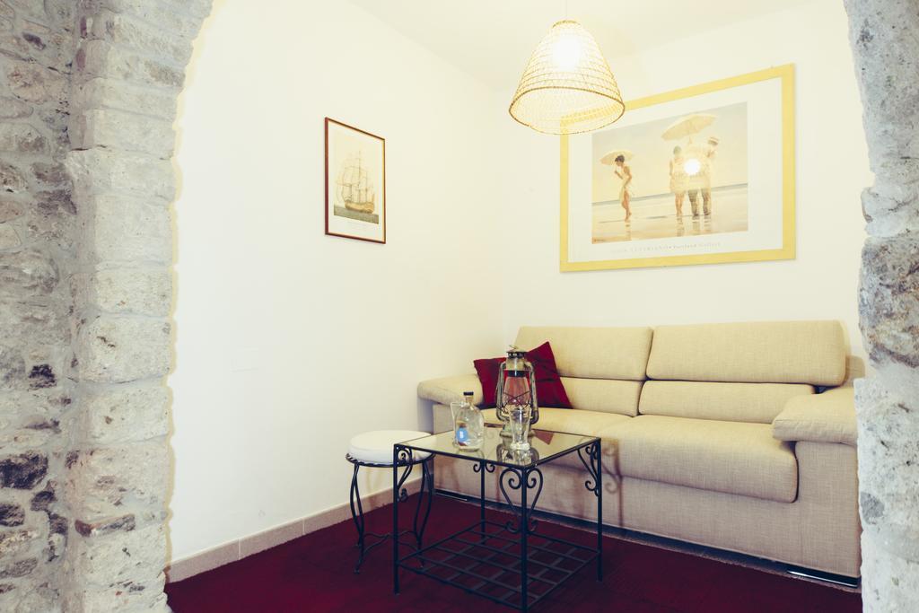 Blu Bosa Bed & Breakfast 部屋 写真